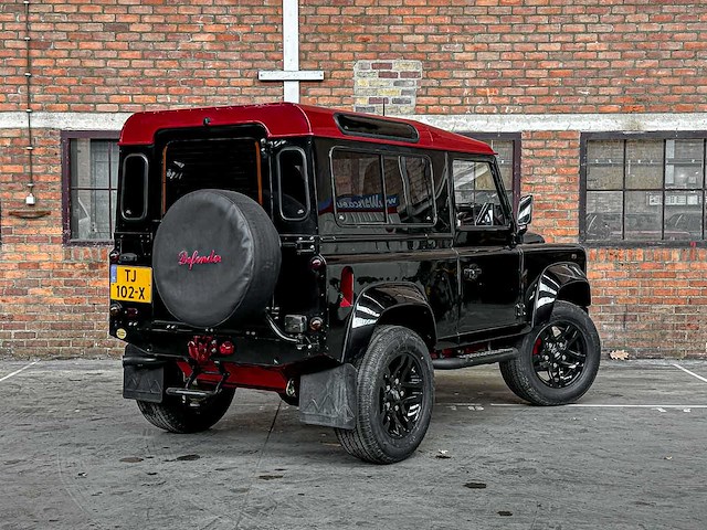 Land rover defender 90 v8 ls3-motor 430pk 1996 - afbeelding 9 van  36