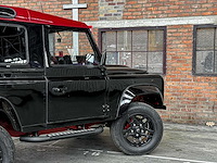Land rover defender 90 v8 ls3-motor 430pk 1996 - afbeelding 13 van  36
