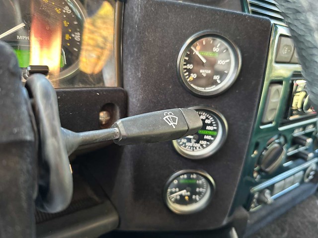 Land rover defender l315 700hp (5.0 v8 mustang-engine) 1985 - afbeelding 28 van  50