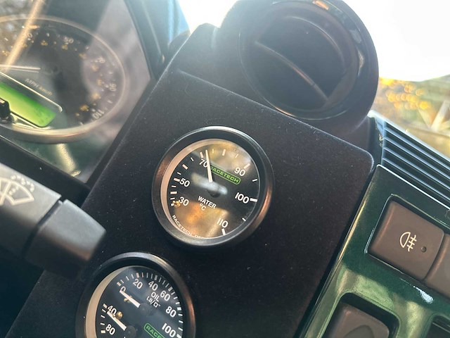 Land rover defender l315 700hp (5.0 v8 mustang-engine) 1985 - afbeelding 29 van  50