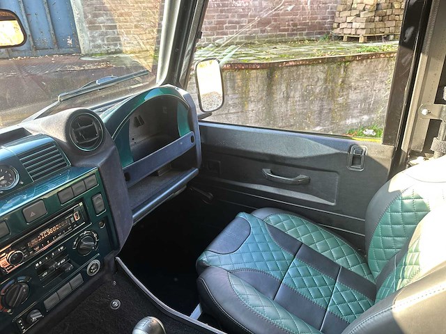 Land rover defender l315 700hp (5.0 v8 mustang-engine) 1985 - afbeelding 33 van  50