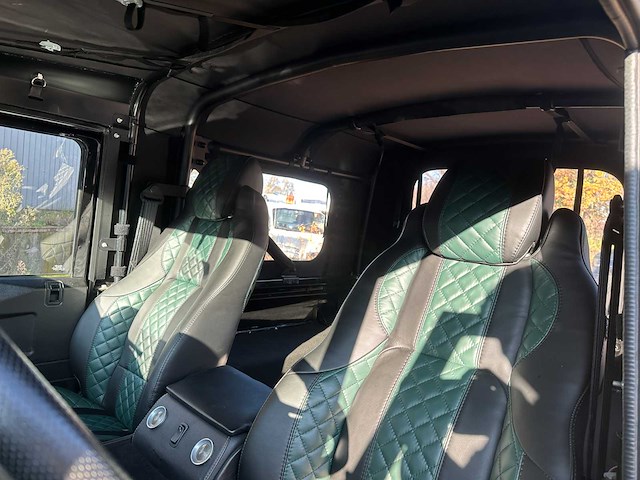 Land rover defender l315 700hp (5.0 v8 mustang-engine) 1985 - afbeelding 43 van  50