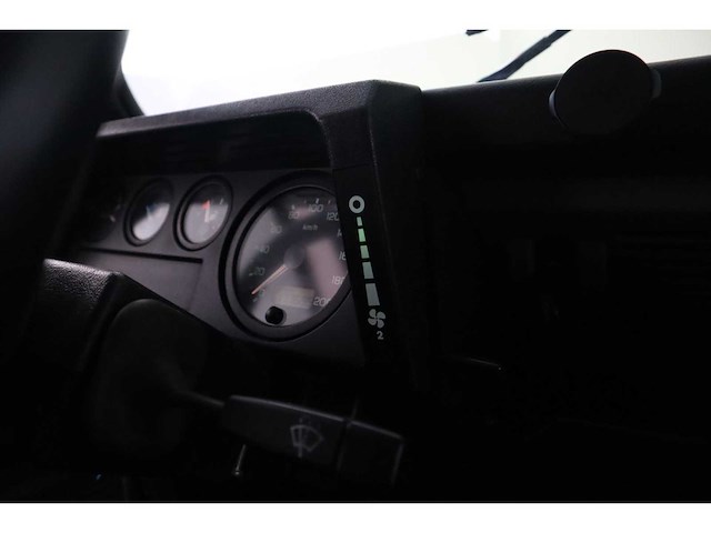 Land rover defender td5 90 2.5 122pk 2000 (origineel-nl), 88-vn-vg - afbeelding 12 van  15