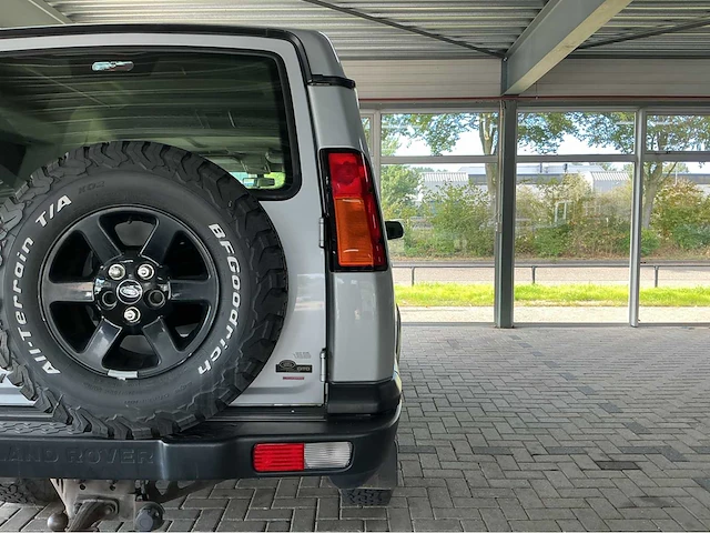 Land rover discovery 2.5 td5 e | 94-bp-sj 2004 btw auto - afbeelding 4 van  34