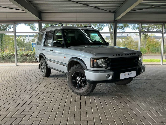Land rover discovery 2.5 td5 e | 94-bp-sj 2004 btw auto - afbeelding 1 van  34
