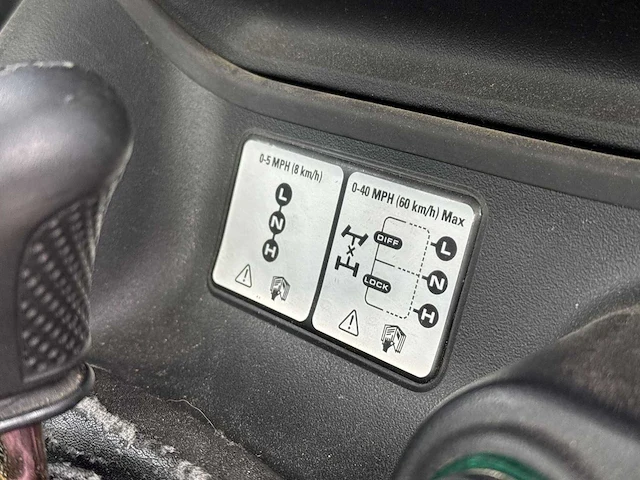 Land rover discovery 2.5 td5 hse g4 edition | 1-vng-66 - afbeelding 26 van  33