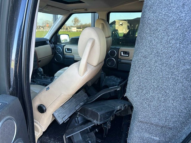 Land rover discovery 2.7 tdv6 se 20-vdr-1 - afbeelding 13 van  14