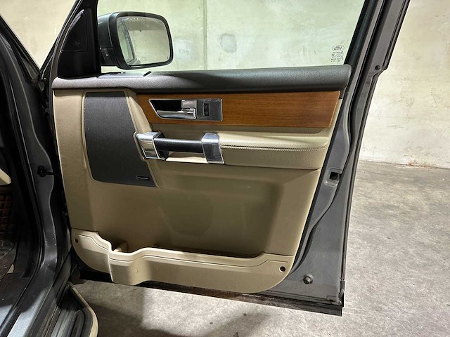 Land rover discovery 3.0 sdv6 hse 245pk 2010 (origineel-nl), 70-nkf-6 - afbeelding 33 van  44