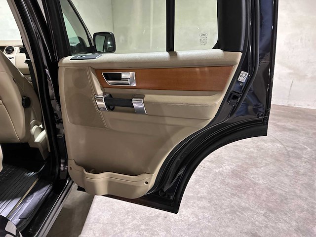 Land rover discovery 3.0 sdv6 hse 7-persoons 245pk 2011, 74-pds-1 - afbeelding 30 van  42