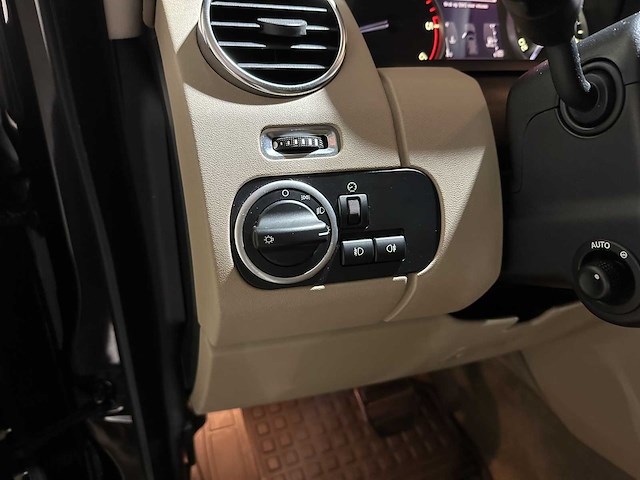 Land rover discovery 3.0 sdv6 hse 7-persoons 245pk 2011, 74-pds-1 - afbeelding 20 van  42