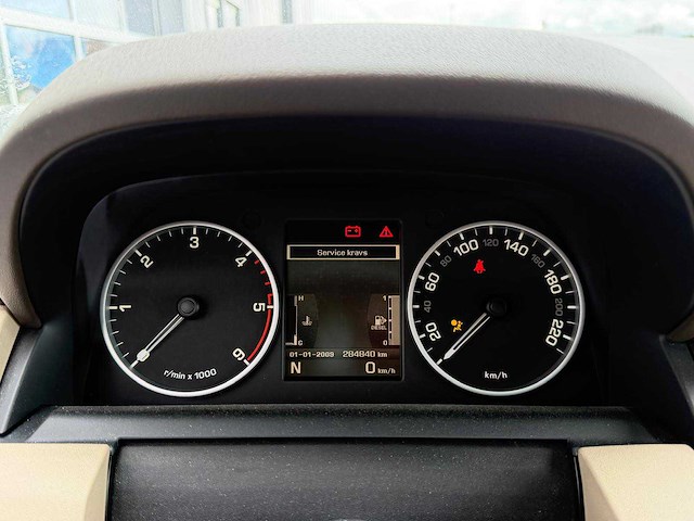 Land rover discovery 3.0 sdv6 hse personenauto - 2010 - afbeelding 2 van  24
