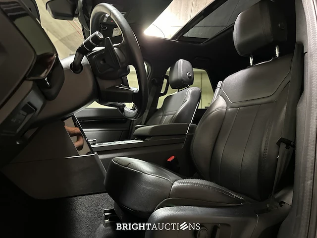 Land rover discovery 3.0 td6 hse luxury 258pk 2018 7-persoons, t-774-bk - afbeelding 32 van  65