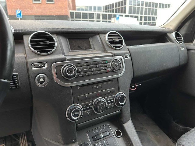 Land rover discovery 3.0 v6 211pk 2016 - afbeelding 17 van  37