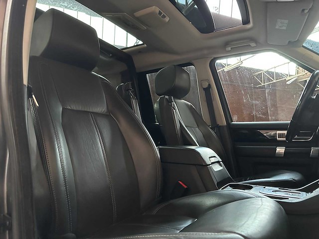 Land rover discovery 4 3.0 sdv6 se hse 256pk 2015, vnj-87-t bedrijfswagen - afbeelding 46 van  52