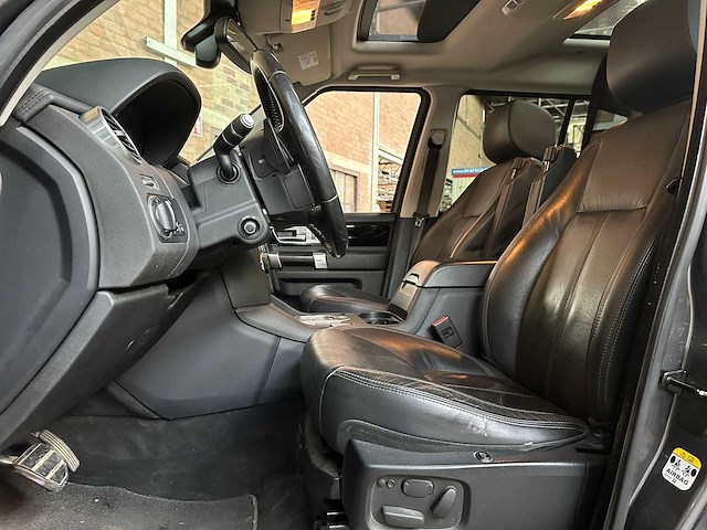 Land rover discovery 4 3.0 sdv6 se hse 256pk 2015, vnj-87-t bedrijfswagen - afbeelding 33 van  52