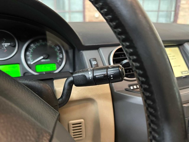 Land rover discovery 4.4 v8 l319 300pk 2006, 67-rth-9 youngtimer - afbeelding 24 van  45