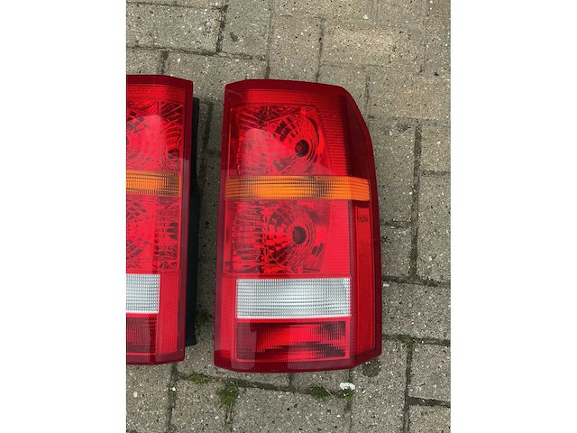 Land rover discovery achterlichtenset - afbeelding 2 van  7