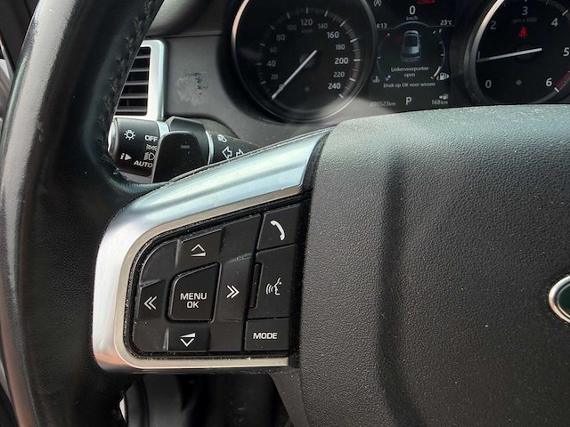 Land rover discovery sport 2.0 td4 urbser se | st-365-v i - afbeelding 2 van  17