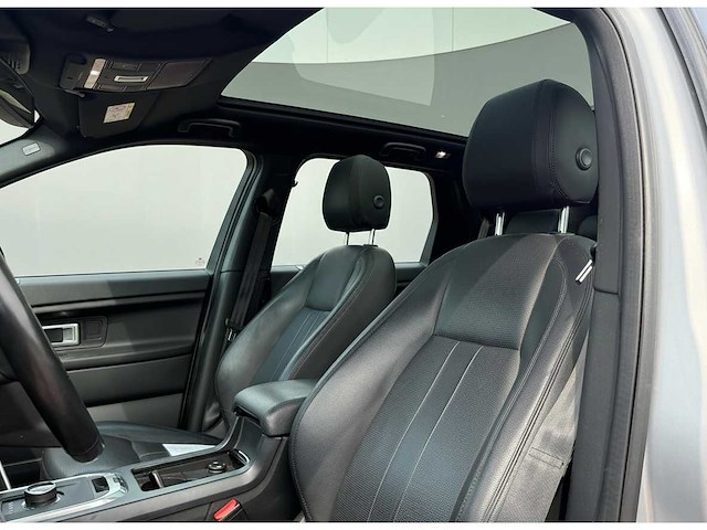 Land rover discovery sport 2.0 td4 urbser se | st-365-v i - afbeelding 12 van  17