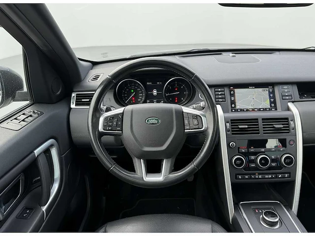Land rover discovery sport 2.0 td4 urbser se | st-365-v i - afbeelding 15 van  17