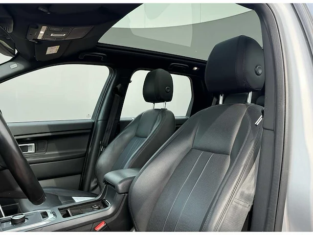 Land rover discovery sport 2.0 td4 urbser se | st-365-v i - afbeelding 12 van  17