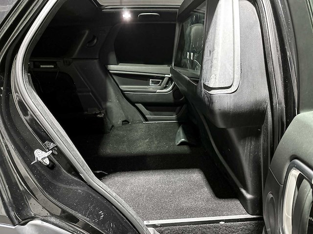 Land rover discovery sport 2.0 td4 us se 150pk 2018 (origineel-nl), v-267-nd - afbeelding 30 van  41