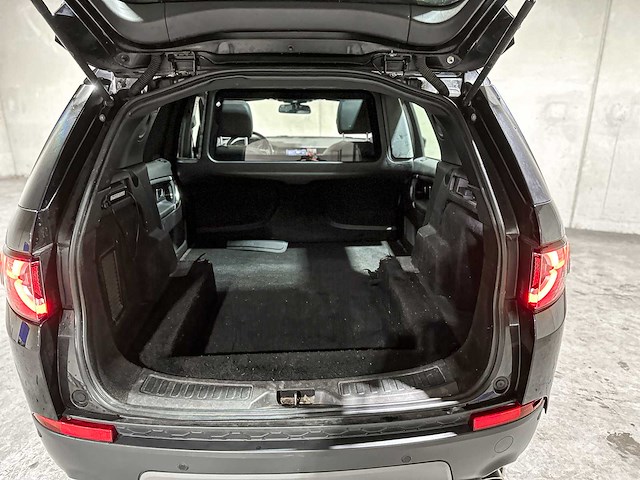 Land rover discovery sport 2.0 td4 us se 150pk 2018 (origineel-nl), v-267-nd - afbeelding 28 van  41