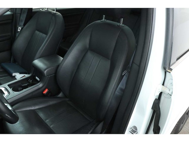 Land rover discovery sport td4 hse 2.0 150pk 2017 (origineel-nl), rf-542-k - afbeelding 4 van  32