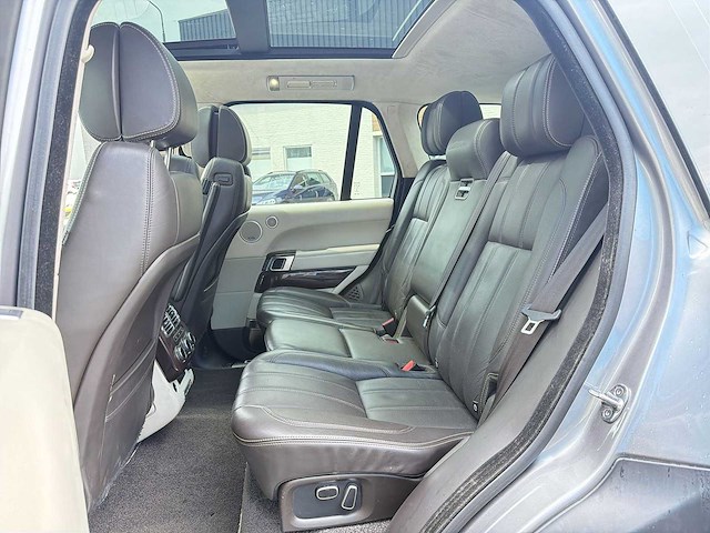 Land rover range rover 3.0 tdv6 | 2-kdb-13 i - afbeelding 24 van  38
