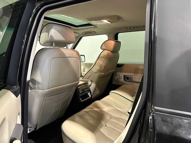 Land rover range rover 4.2 v8 supercharged youngtimer p-906-kf - afbeelding 2 van  17