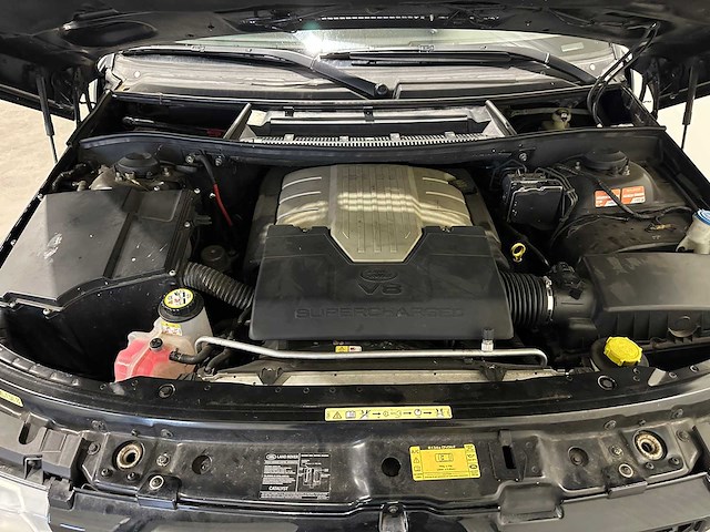 Land rover range rover 4.2 v8 supercharged youngtimer p-906-kf - afbeelding 15 van  24