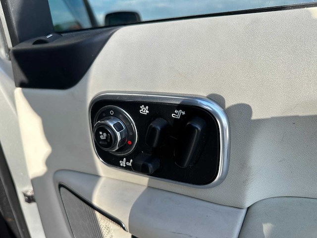 Land rover range rover 4.4 tdv8 autobiografie 29-sjr-5 - afbeelding 10 van  22