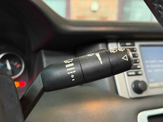 Land rover range rover 4.4 v8 vogue 286pk 2002, 67-sj-ds youngtimer - afbeelding 19 van  59