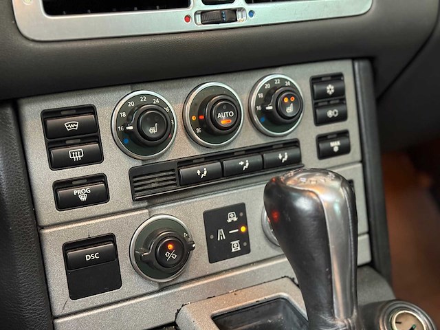 Land rover range rover 4.4 v8 vogue 286pk 2002, 67-sj-ds youngtimer - afbeelding 17 van  59