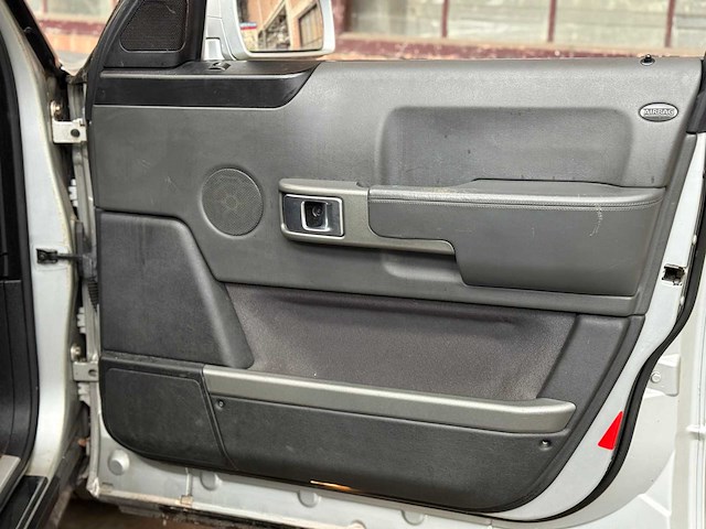 Land rover range rover 4.4 v8 vogue 286pk 2002, 67-sj-ds youngtimer - afbeelding 47 van  59