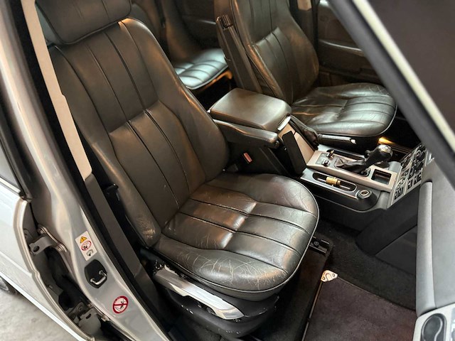 Land rover range rover 4.4 v8 vogue 286pk 2002, 67-sj-ds youngtimer - afbeelding 52 van  59