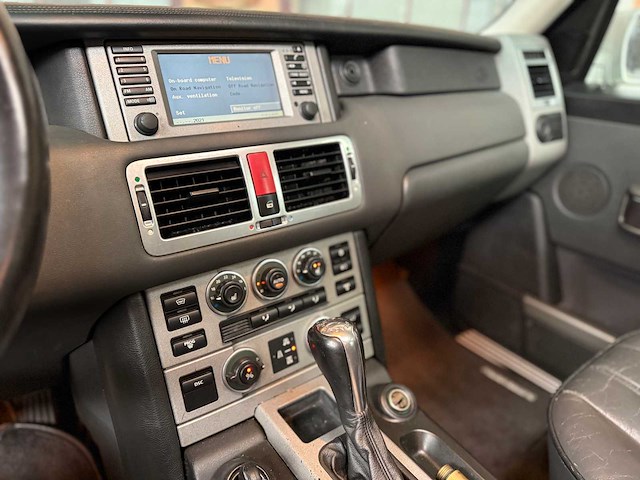 Land rover range rover 4.4 v8 vogue 286pk 2002, 67-sj-ds youngtimer - afbeelding 18 van  59