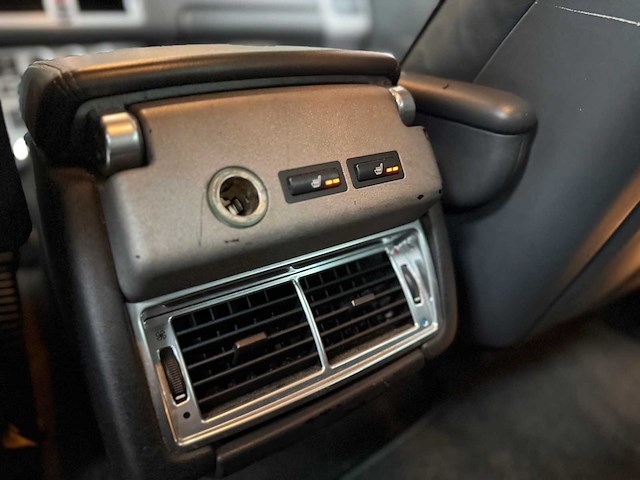 Land rover range rover 4.4 v8 vogue 286pk 2002, 67-sj-ds youngtimer - afbeelding 36 van  59