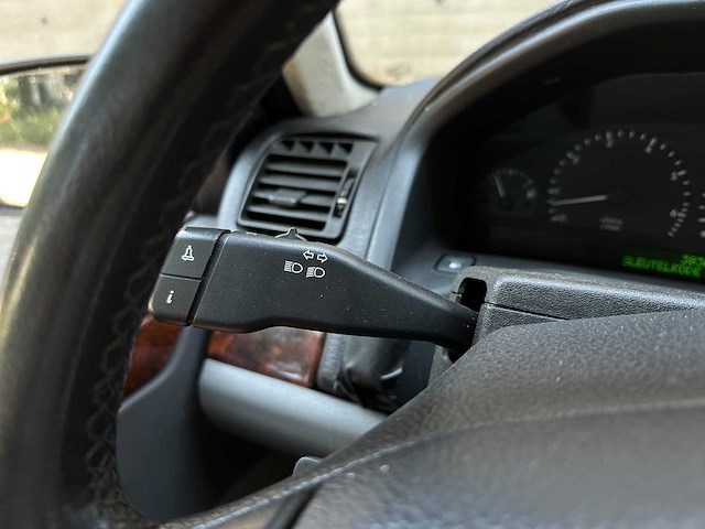 Land rover range rover 4.6 v8 hse 223pk 1995, 75-fs-rz - afbeelding 14 van  42