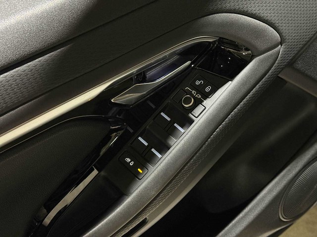 Land rover range rover evoque 2.0 d150 awd hse r-dynamic 150pk 2020 (origineel-nl), h-933-pp - afbeelding 40 van  58