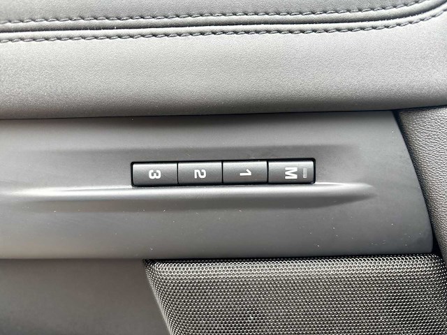 Land rover range rover evoque 2.0 p250 awd r-dynamic hse 2019 | zr-666-f - afbeelding 20 van  34