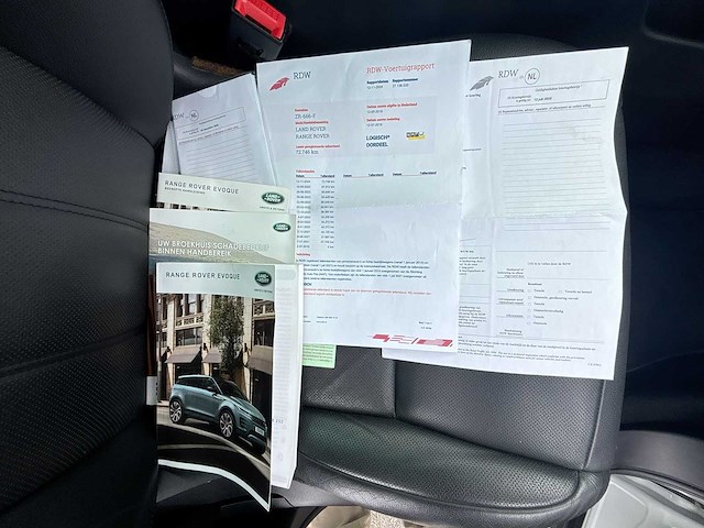 Land rover range rover evoque 2.0 p250 awd r-dynamic hse 2019 | zr-666-f - afbeelding 29 van  34