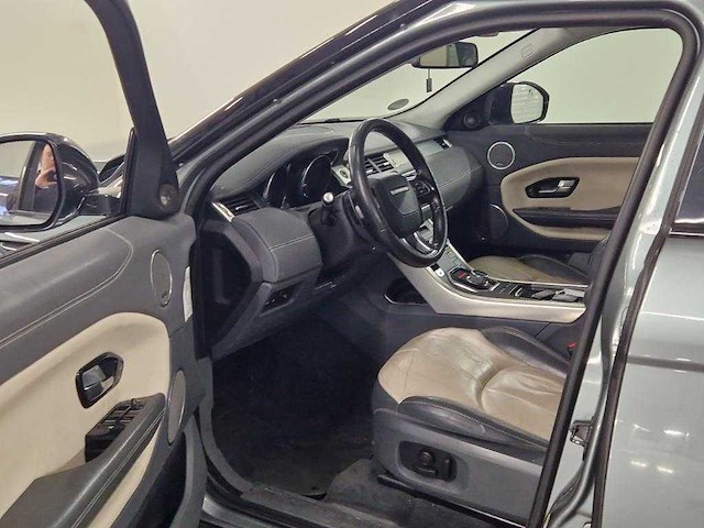 Land rover range rover evoque 2.0 td4 urban series; pn-576-t - afbeelding 18 van  19