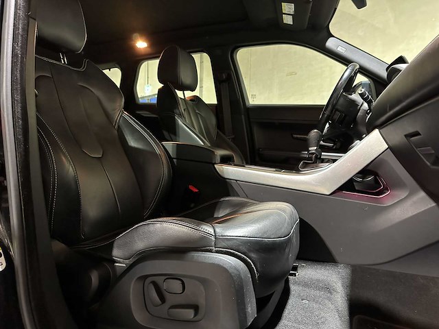 Land rover range rover evoque 2.2 ed4 2wd prestige 150pk 2012 (origineel-nl), 99-xft-1 - afbeelding 32 van  40