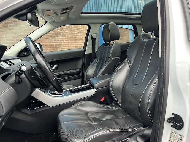 Land rover range rover evoque 2.2 sd4 4wd prestige 2012 | 46-xdg-9 - afbeelding 30 van  35