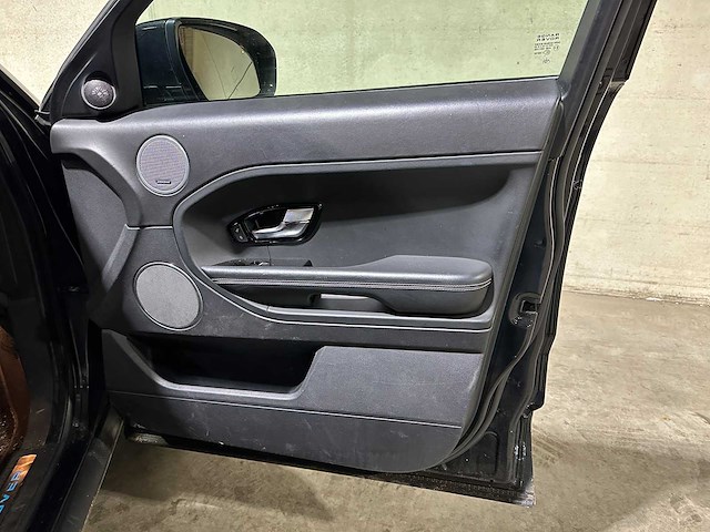 Land rover range rover evoque 2.2 td4 4wd prestige 150pk 2011, 79-tjg-6 - afbeelding 26 van  39