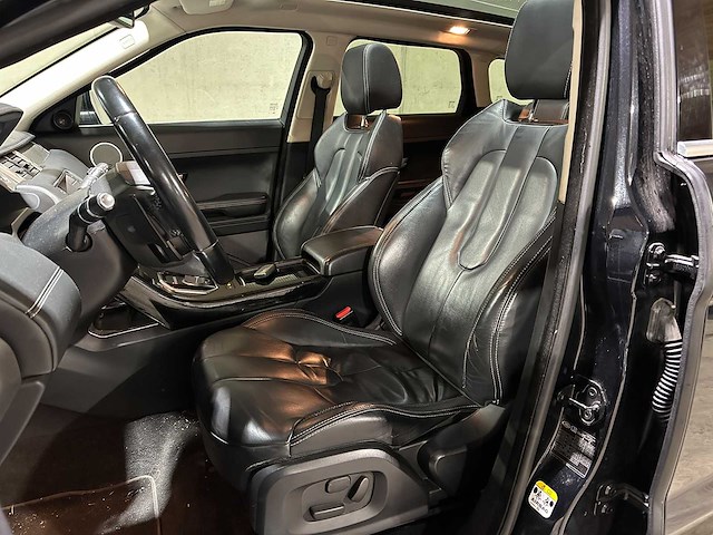 Land rover range rover evoque 2.2 td4 4wd prestige 150pk 2011, 79-tjg-6 - afbeelding 29 van  39