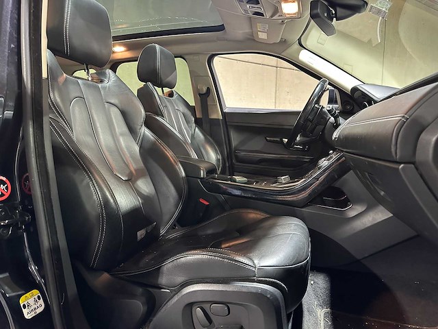 Land rover range rover evoque 2.2 td4 4wd prestige 150pk 2011, 79-tjg-6 - afbeelding 32 van  39
