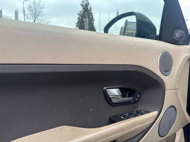 Land rover range rover evoque 2.2 td4 4wd pure business edition 2015 | 7-zkj-62 - afbeelding 24 van  24