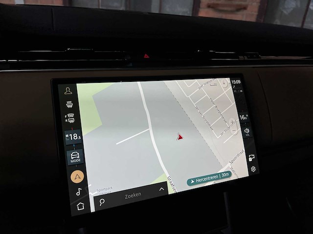 Land rover range rover p460e hse awd 460pk 2025 -my26- plug-in hybrid, hsf-72-f fabrieksgarantie - afbeelding 28 van  53